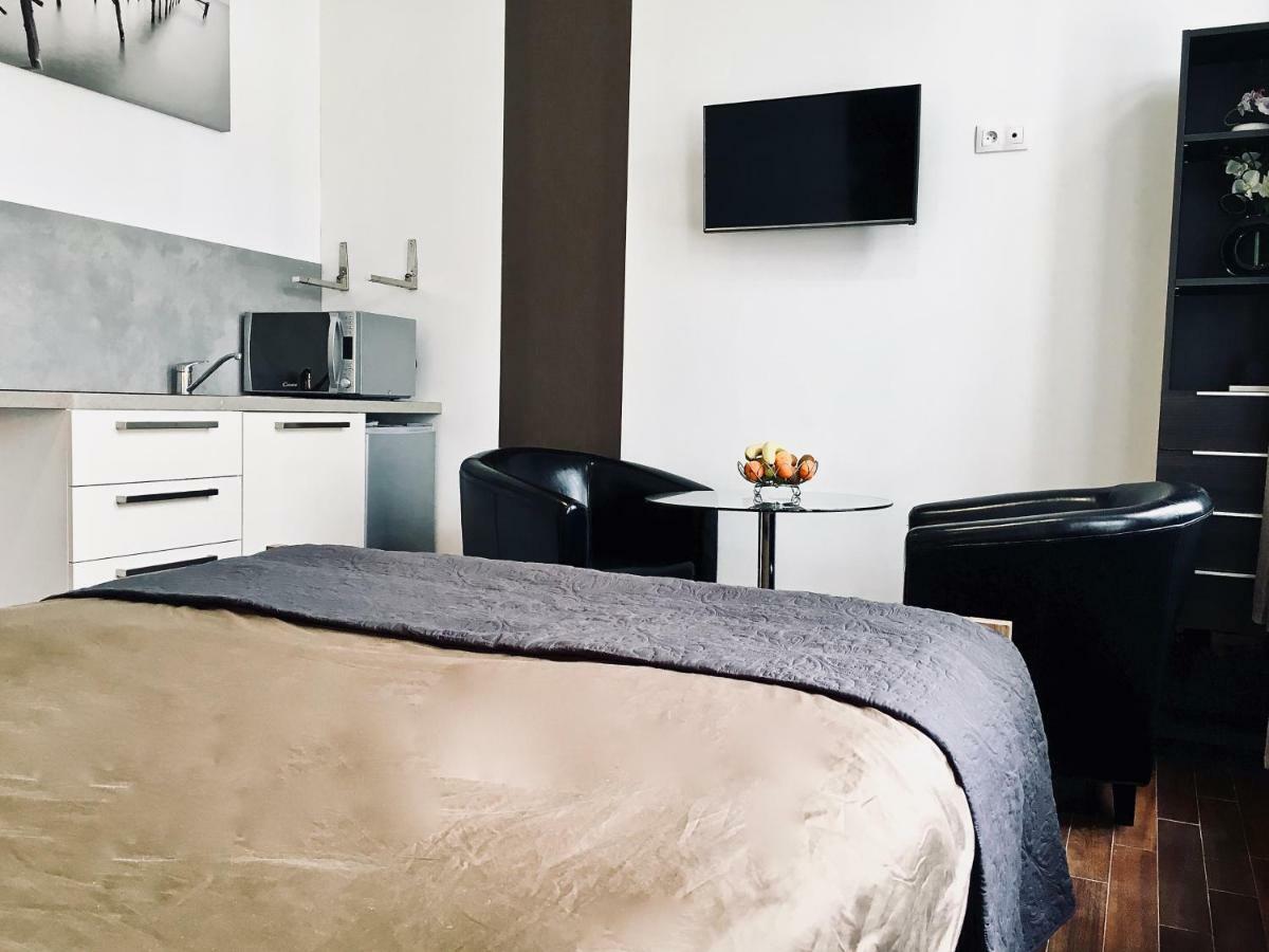 Little Plaza Appart'Hotel Lille Bagian luar foto